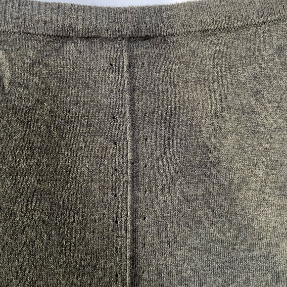 Gap Short Sleeved Sweater - Picture 6 of 7